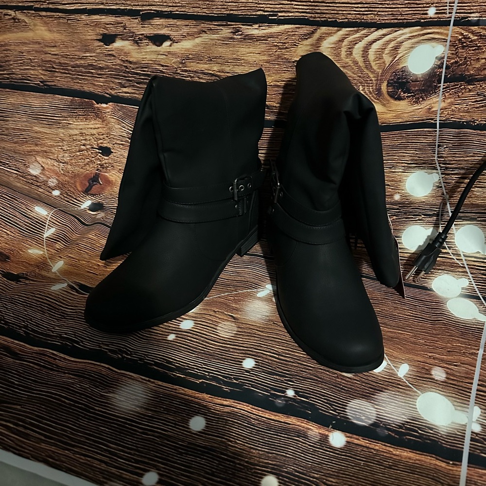 XOXO Mayne Women's Knee-High Boots